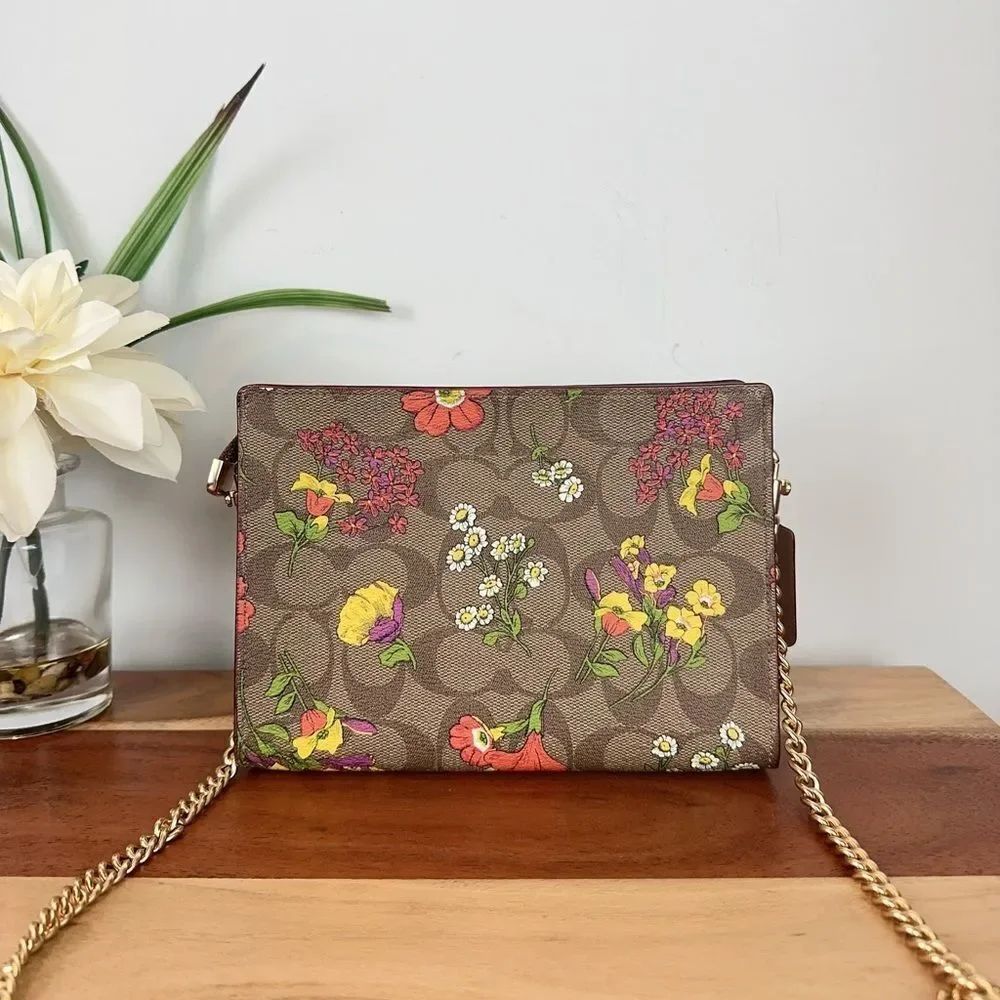 NWT COACH Slim Crossbody In Signature Canvas‎ With Floral Print